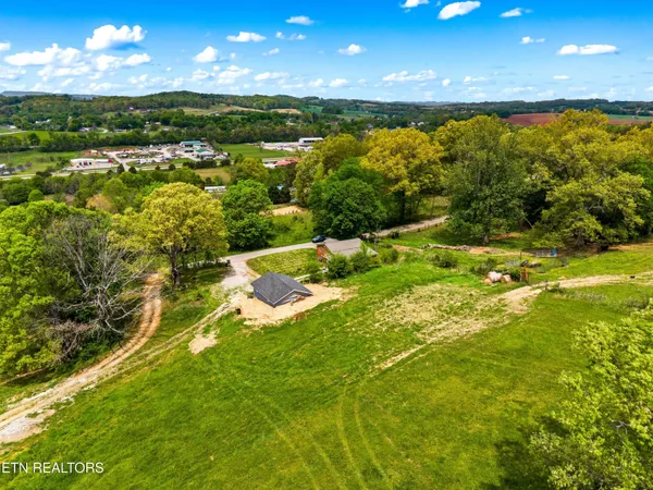 $299,900 | 1757 Cottage Hill Circle, New Market, TN 37820