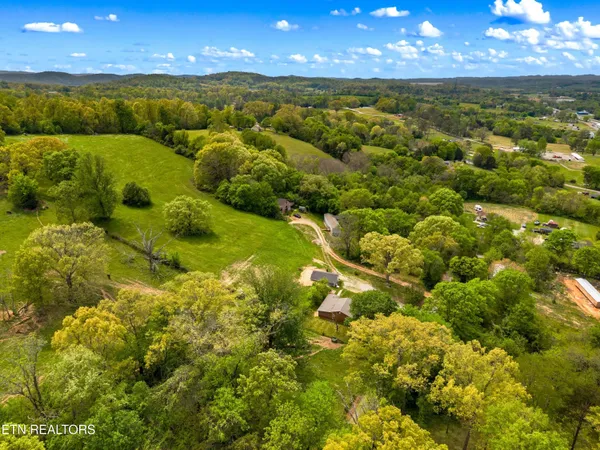 $299,900 | 1757 Cottage Hill Circle, New Market, TN 37820