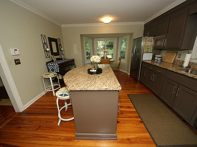 745 Milldenhall Road Mount Pleasant, SC 29464 - Photo 8 of 33 08