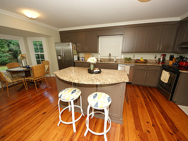 745 Milldenhall Road Mount Pleasant, SC 29464 - Photo 10 of 33 10
