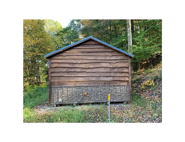 $55,000 | 112 Riverside Drive, Elmora, PA 15737