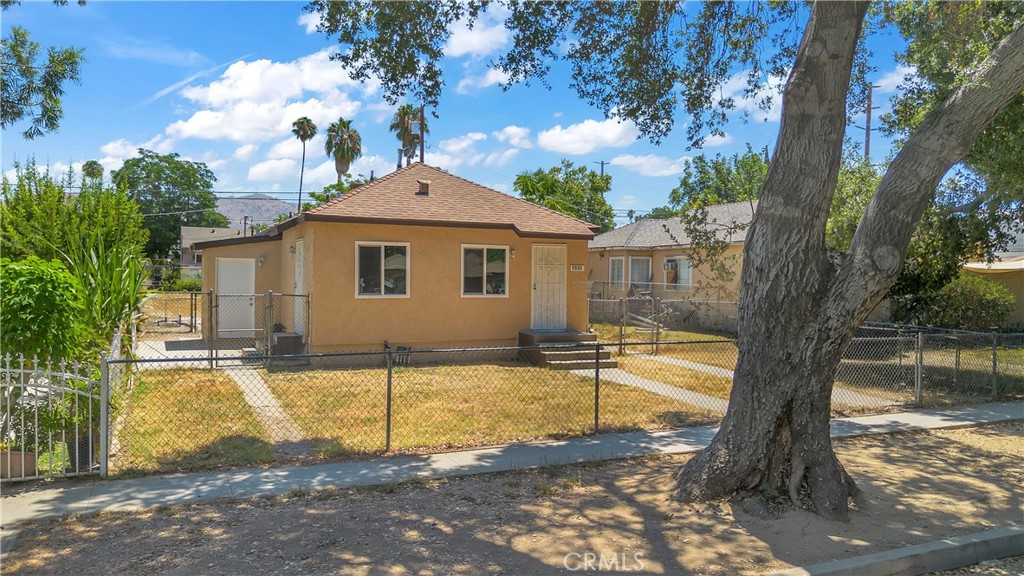 Both units share an identical layout and design; therefore, the professional photos for the first unit are accurate for the second.