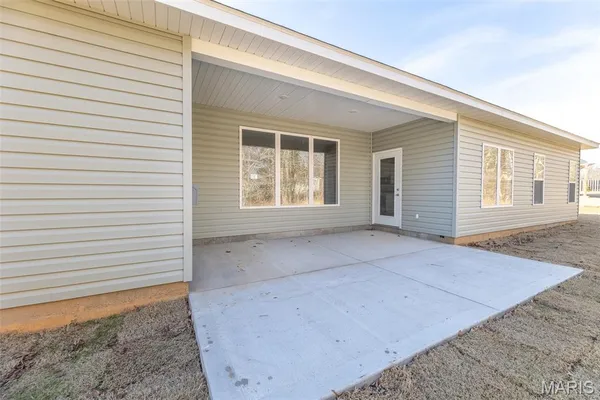 $324,000 | 265 Berkshire Drive, Poplar Bluff, MO 63901