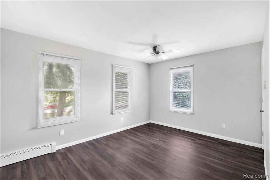 8327 Wiggins Road Howell, MI 48855 - Photo 11 of 28