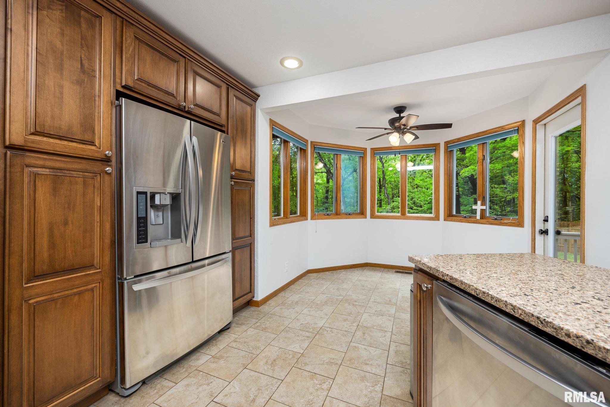 12227 Wood Ridge Court Dunlap, IL 61525 - Photo 15 of 54
