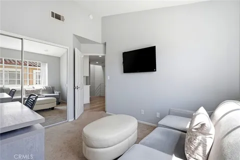 $659,000 | 7109 Farralone Avenue, Unit 117, Canoga Park, CA 91303