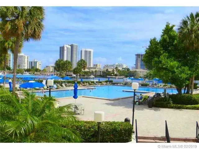 $2,900 | 2500 Parkview Drive, Unit 1919, Hallandale Beach, FL 33009