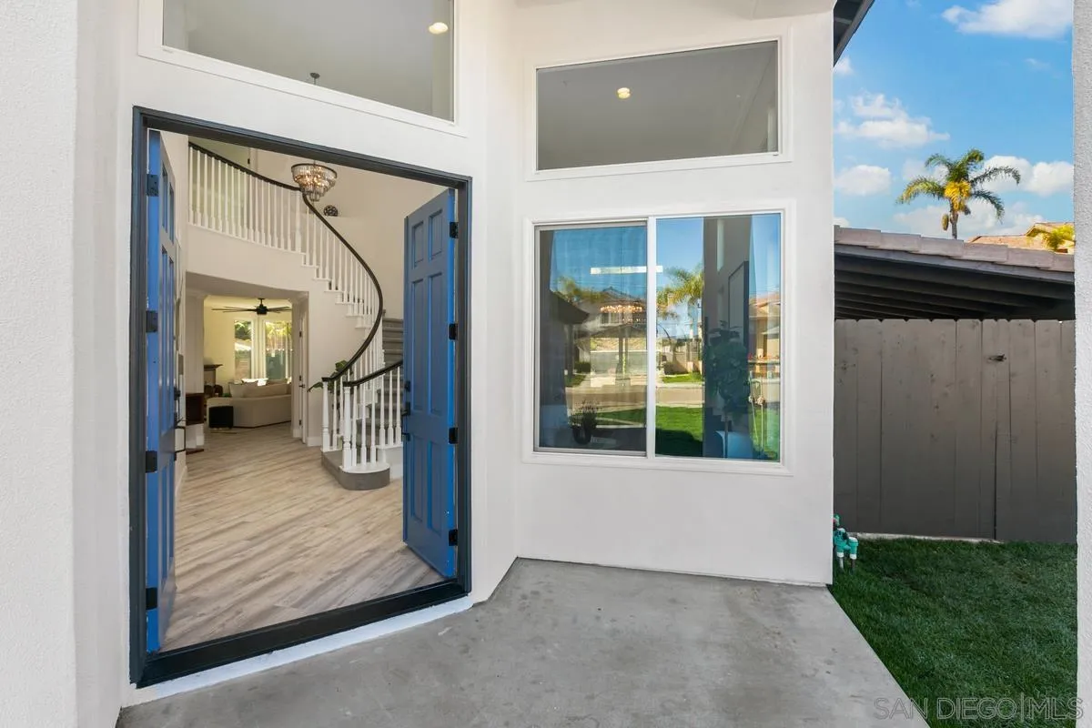 940 St Germain Road Chula Vista, CA 91913 - Photo 3 of 37 Gallery Image 3