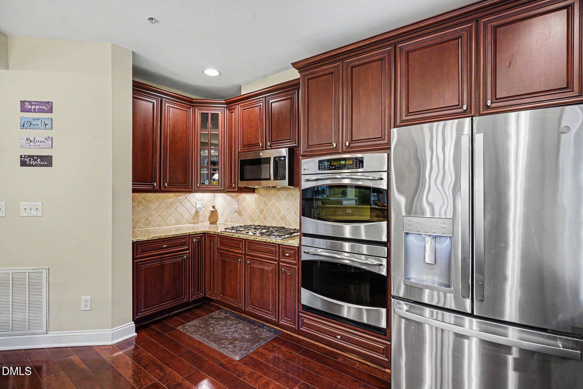 10400 Rosegate Court, Unit 303 Raleigh, NC 27617 - Photo 15 of 29 013_file_6127