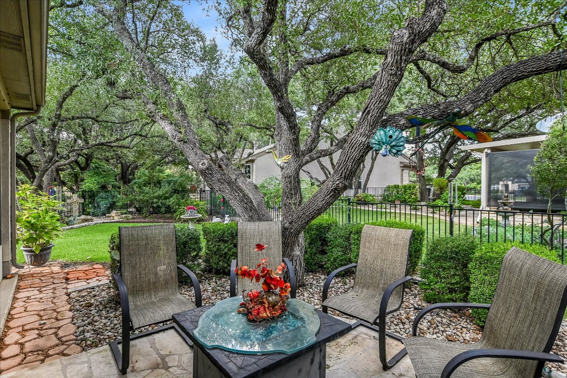 902 Rio Grande Loop Georgetown, TX 78633 - Photo 26 of 29 a outdoor view with a seating space