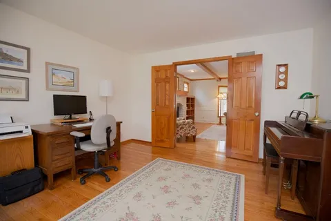 $525,000 | 9708 West 121st Terrace, Overland Park, KS 66213