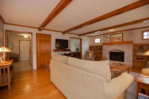 $525,000 | 9708 West 121st Terrace, Overland Park, KS 66213