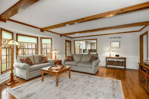 $525,000 | 9708 West 121st Terrace, Overland Park, KS 66213