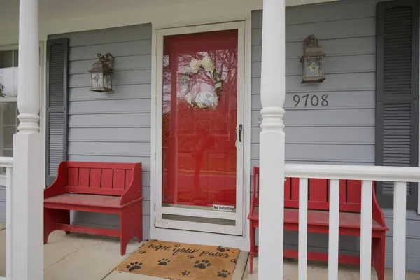 $525,000 | 9708 West 121st Terrace, Overland Park, KS 66213