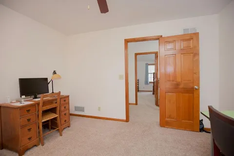 $525,000 | 9708 West 121st Terrace, Overland Park, KS 66213