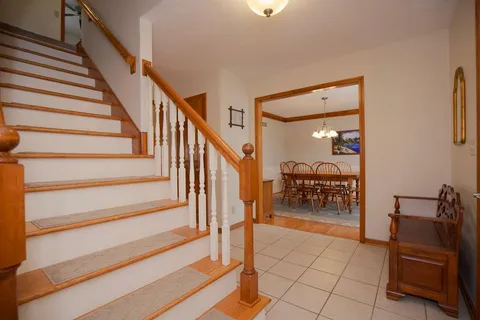 $525,000 | 9708 West 121st Terrace, Overland Park, KS 66213