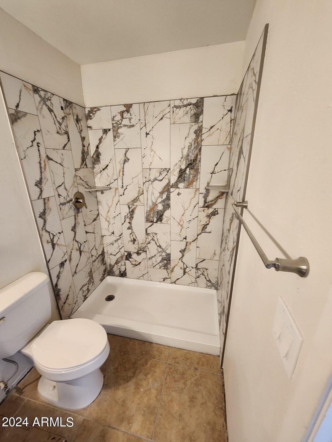 3511 East Baseline Road, Unit 1129 Phoenix, AZ 85042 - Photo 3 of 7 8BC51ED8-5B33-42E9-90D2-6F95F6BC8926