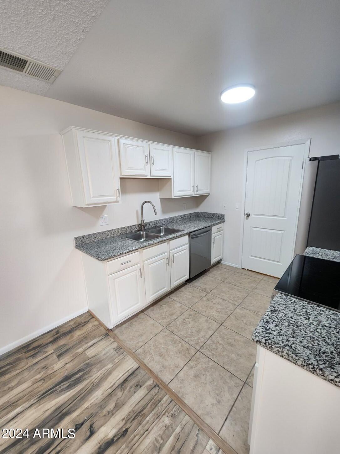 3511 East Baseline Road, Unit 1129 Phoenix, AZ 85042 - Photo 6 of 7 C47A02AA-D349-411D-9D70-189AAEA482FD