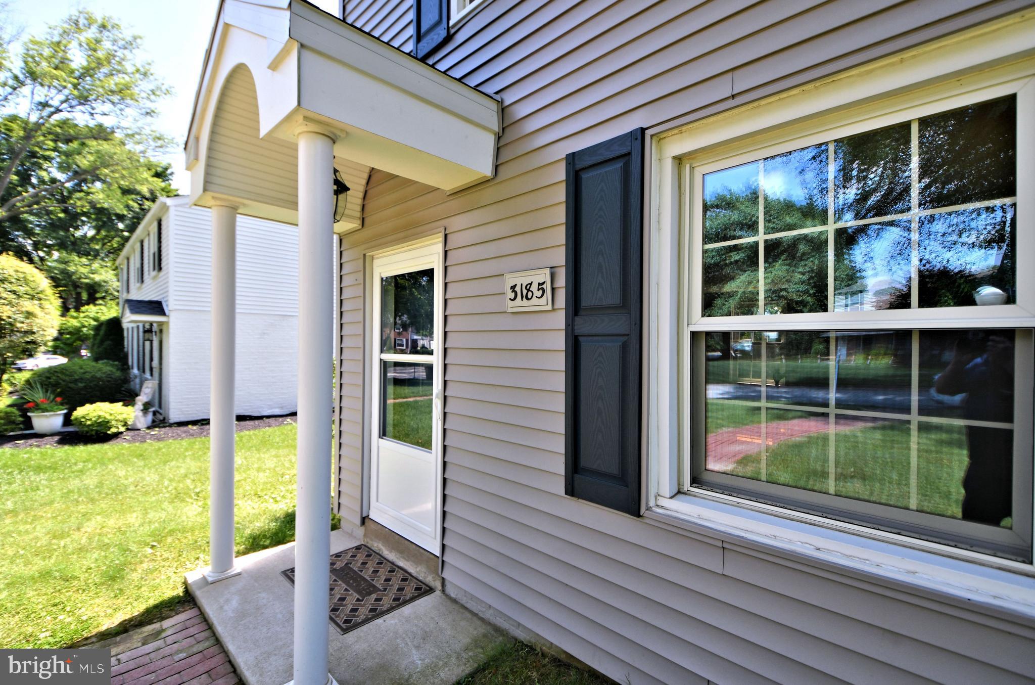 3185 Mayflower Road Plymouth Meeting, PA 19462 - Photo 3 of 49 Portico