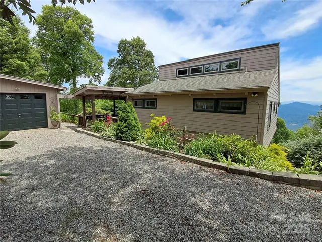 $449,900 | 514 Skyridge Drive, Clyde, NC 28721