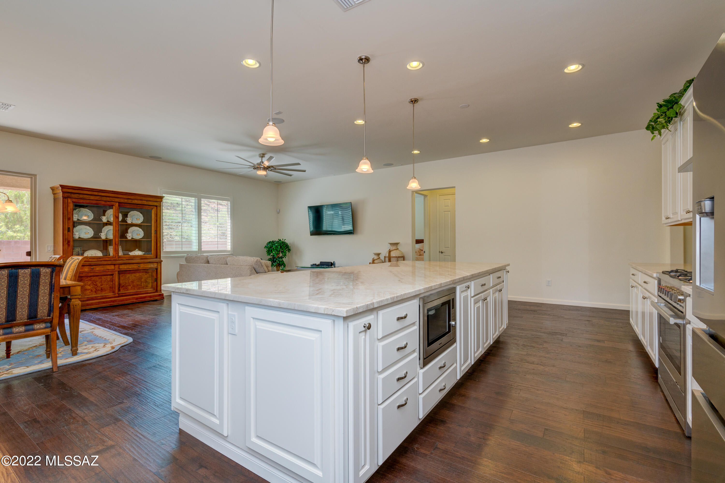 38705 South Running Roses Lane Saddlebrooke, AZ 85739 - Photo 14 of 40 Gallery Image 14