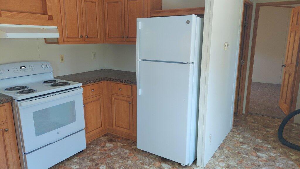 31 Hatto Farm Road Norridgewock, ME 04957 - Photo 4 of 17 20220510_144702
