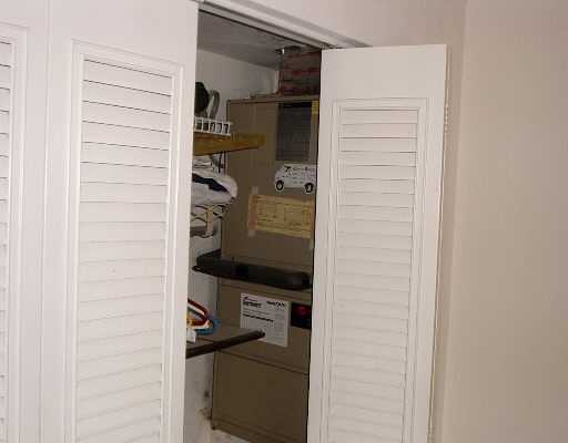 502 Davis Road, Unit 8 Palm Springs, FL 33461 - Photo 9 of 16 Additional Photo