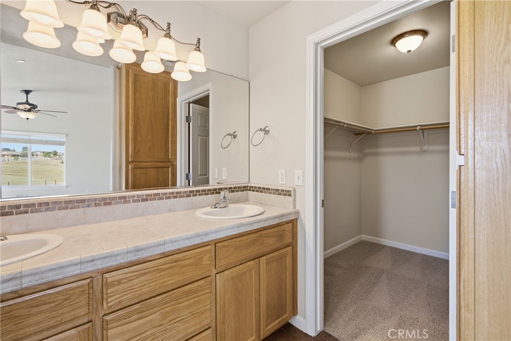 8020 Baron Way Paso Robles, CA 93446 - Photo 55 of 74