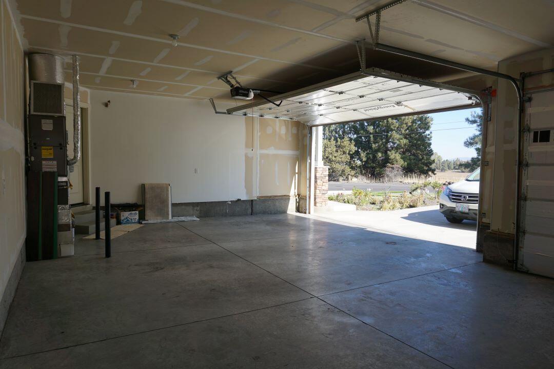 62535 Eagle Road Bend, OR 97701 - Photo 55 of 55 DSC01353