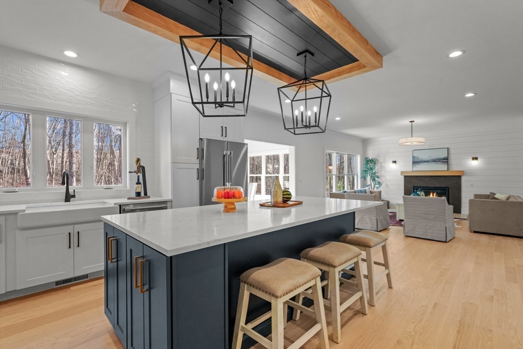 6 Sellers Farm Road Andover, MA 01810 - Photo 9 of 40