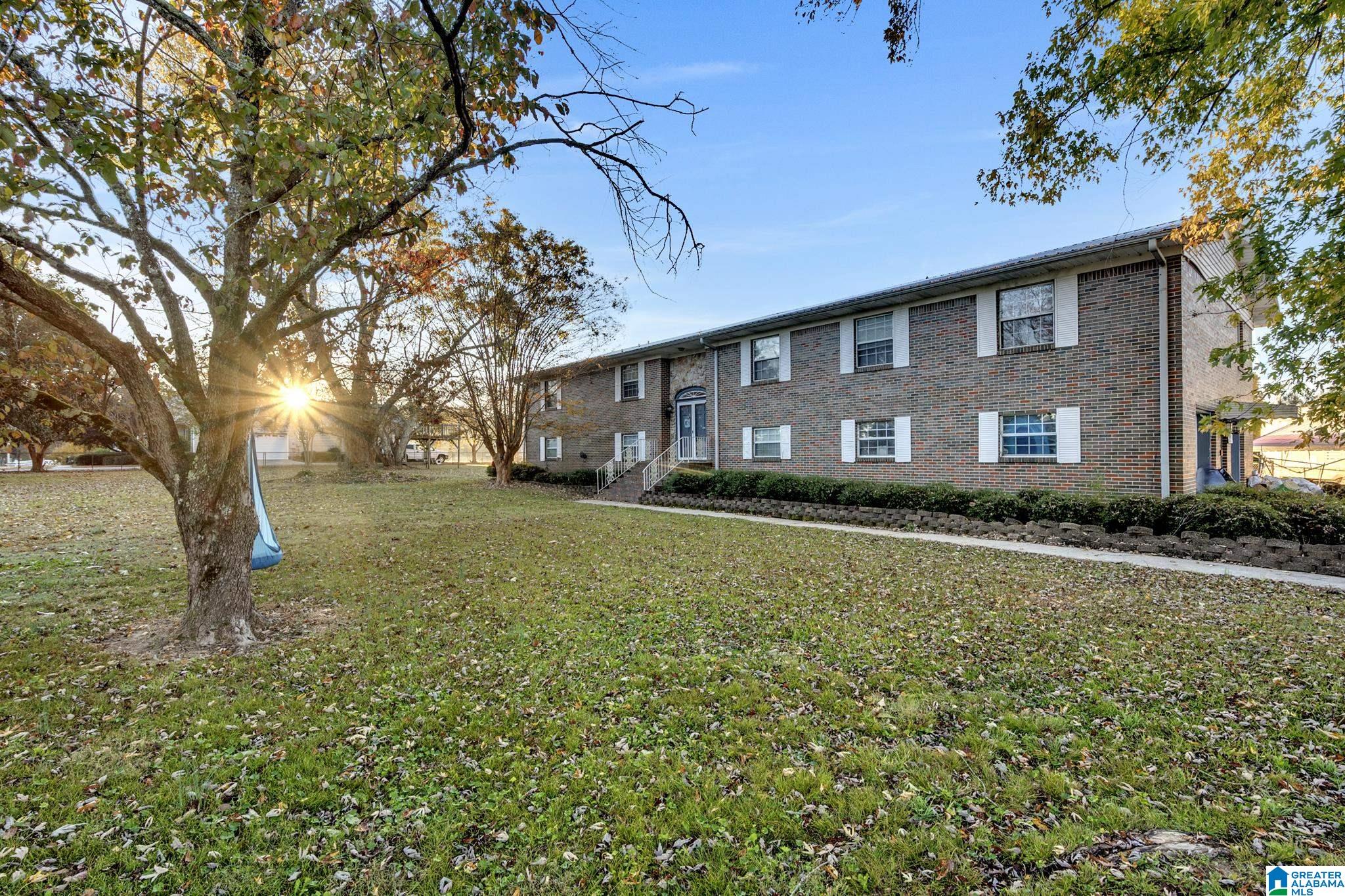 300 Baker Street Warrior, AL 35180 - Photo 3 of 44