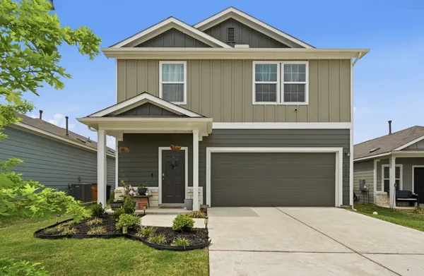 $1,850 | 7602 Poppy Petal Drive, Del Valle, TX 78617