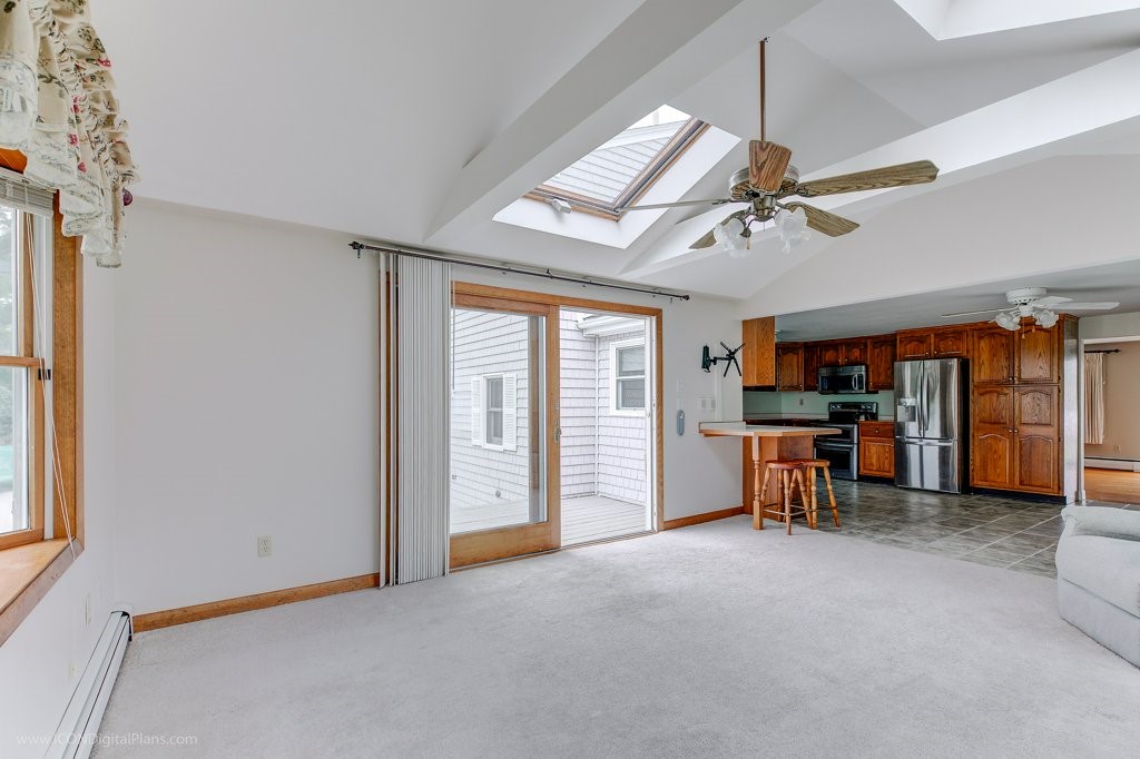 6 Ruth Street Middletown, RI 02842 - Photo 12 of 50 Gallery Image 12