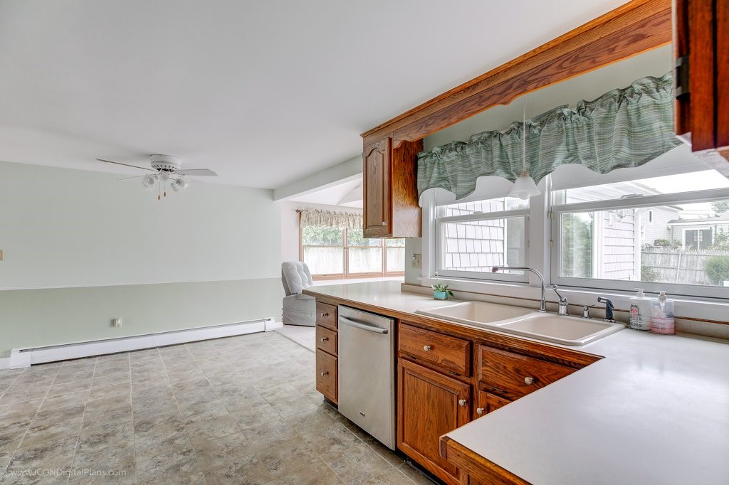 6 Ruth Street Middletown, RI 02842 - Photo 6 of 50 Gallery Image 6