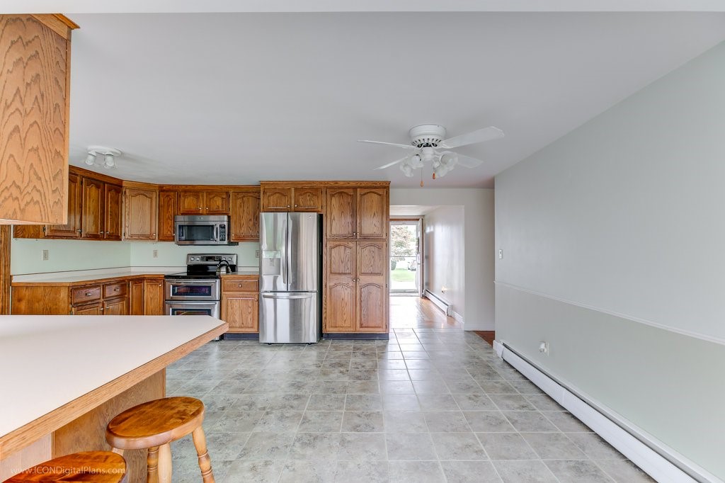 6 Ruth Street Middletown, RI 02842 - Photo 8 of 50 Gallery Image 8