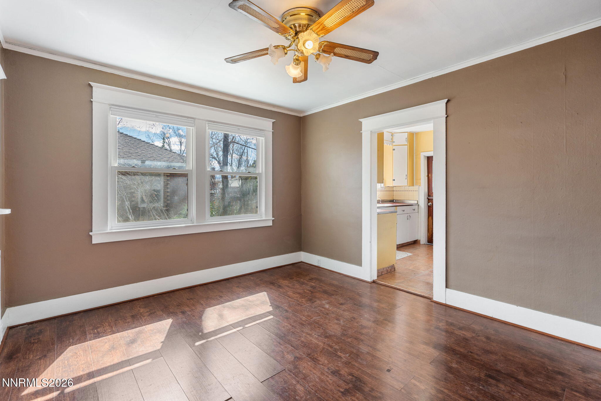 1025 Bell Street Reno, NV 89503 - Photo 7 of 26 Living Room