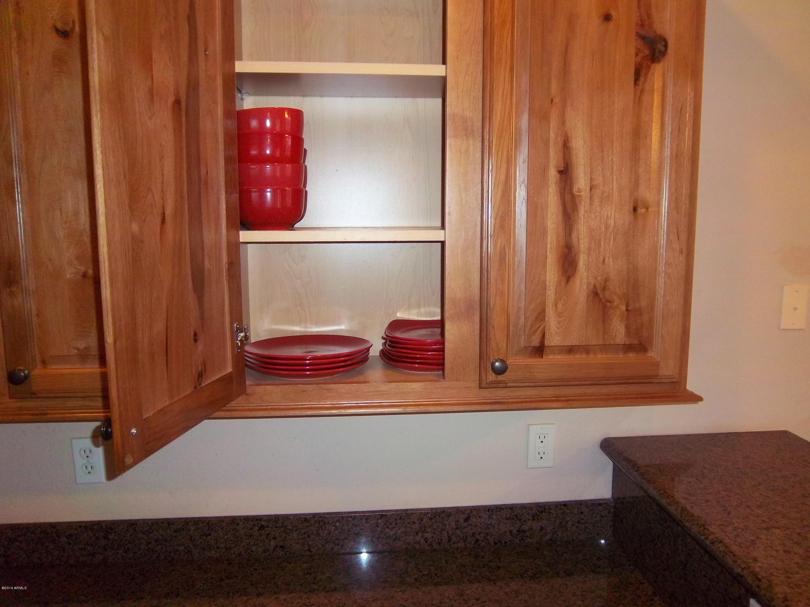 21117 West Steedridge Road Wittmann, AZ 85361 - Photo 10 of 66 Quality Cabinets