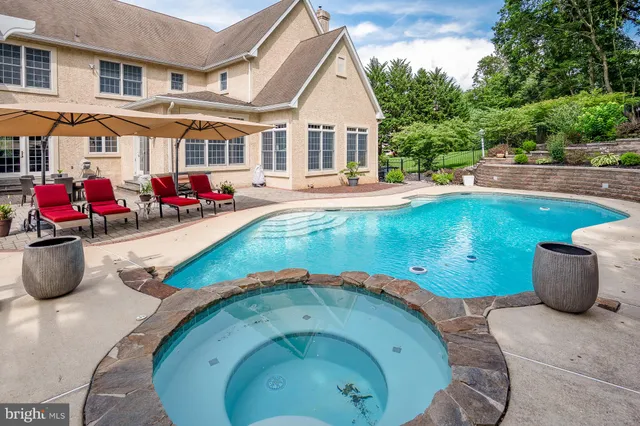 $1,639,000 | 204 Sandy Flash Drive, Kennett Square, PA 19348