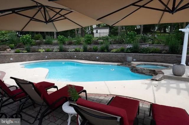 $1,639,000 | 204 Sandy Flash Drive, Kennett Square, PA 19348