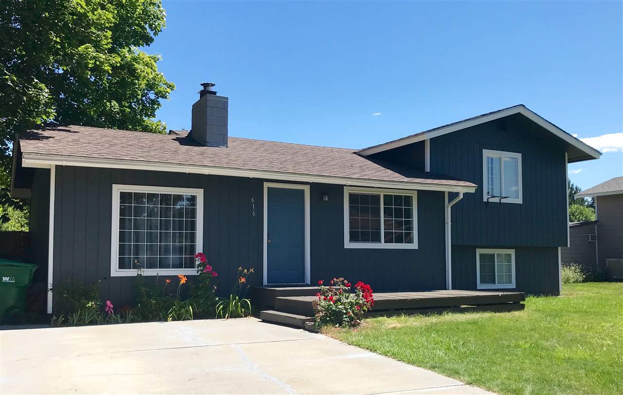 616 North Moore Road Spokane Valley, WA 99037 - Photo 1 of 19