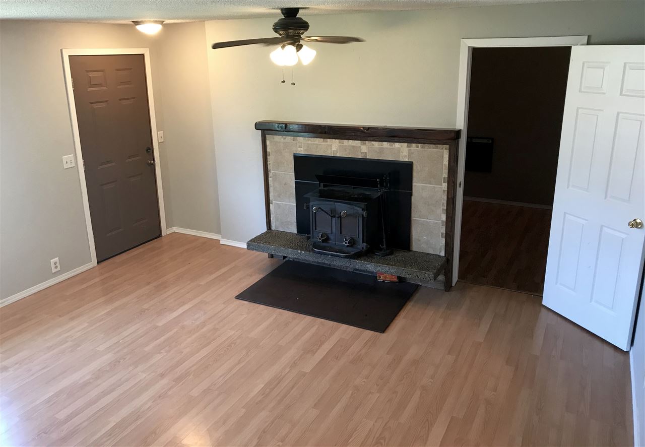 616 North Moore Road Spokane Valley, WA 99037 - Photo 3 of 19