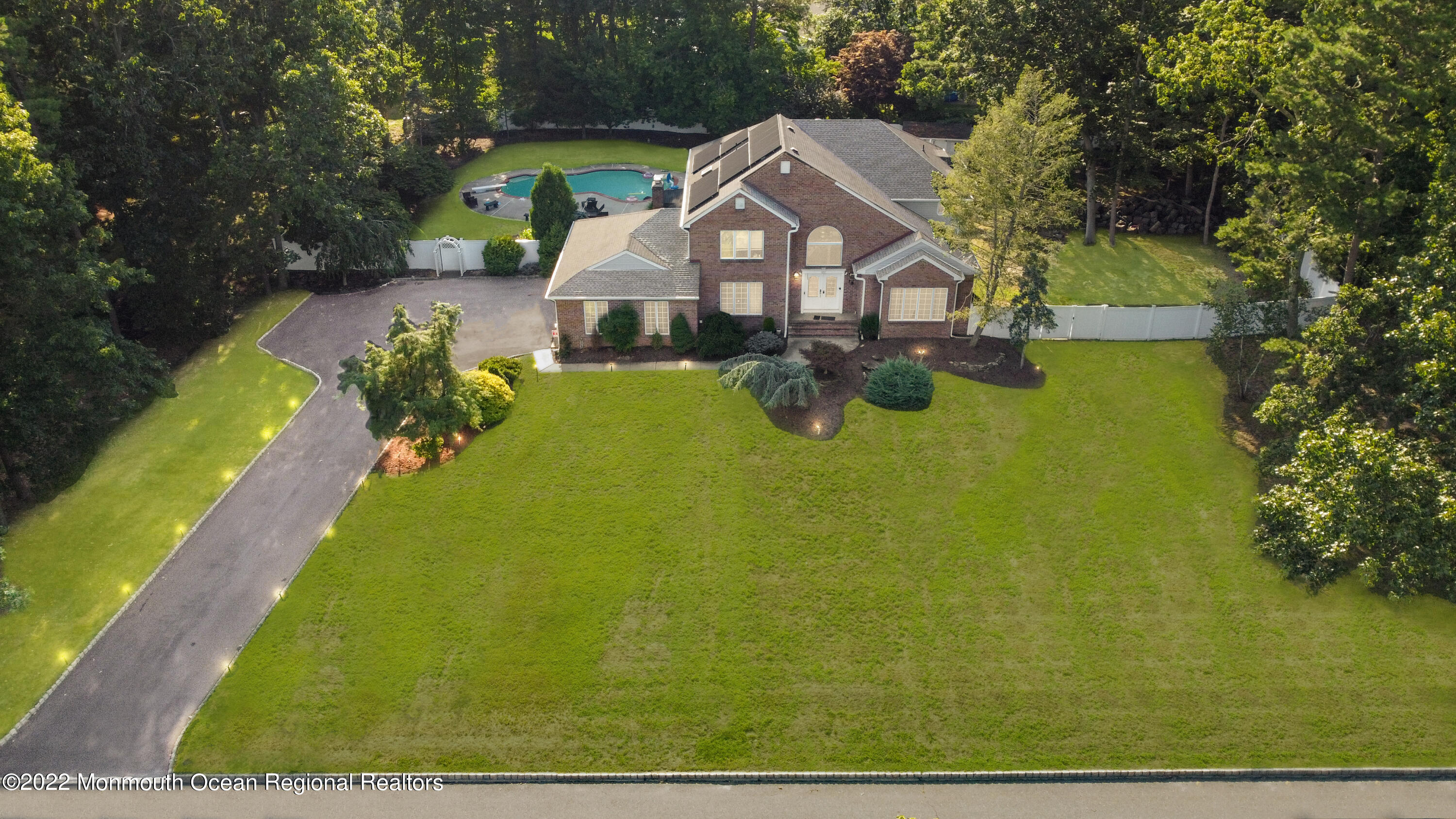 15 Blue Ridge Court Freehold, NJ 07728 - Photo 1 of 22 e38ce9da7f7771e46d96fd0fbe79293c36fc8341
