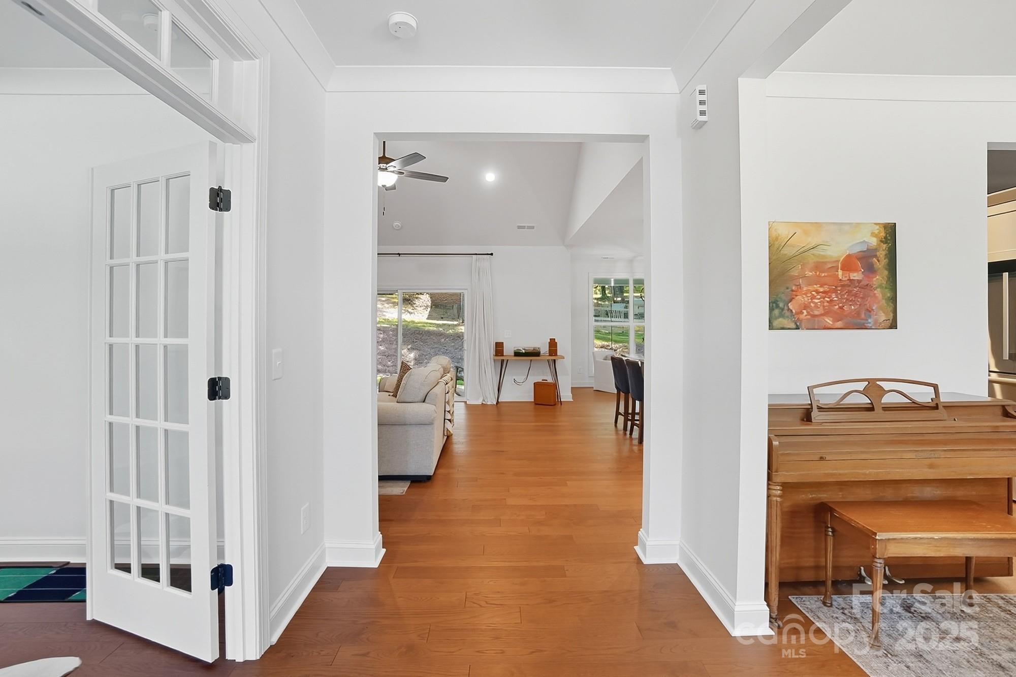 108 Kimmswick Road Charlotte, NC 28214 - Photo 4 of 33