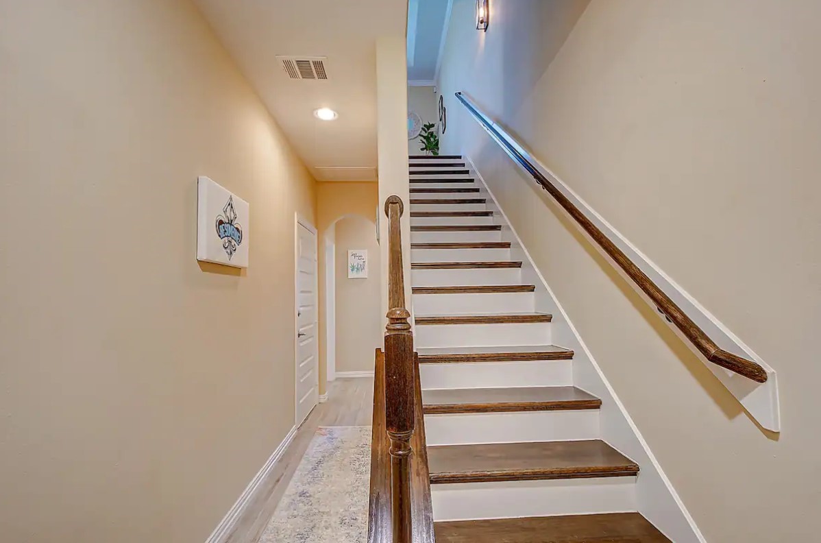3909 Griggs Road Houston, TX 77021 - Photo 25 of 26 a view of entryway