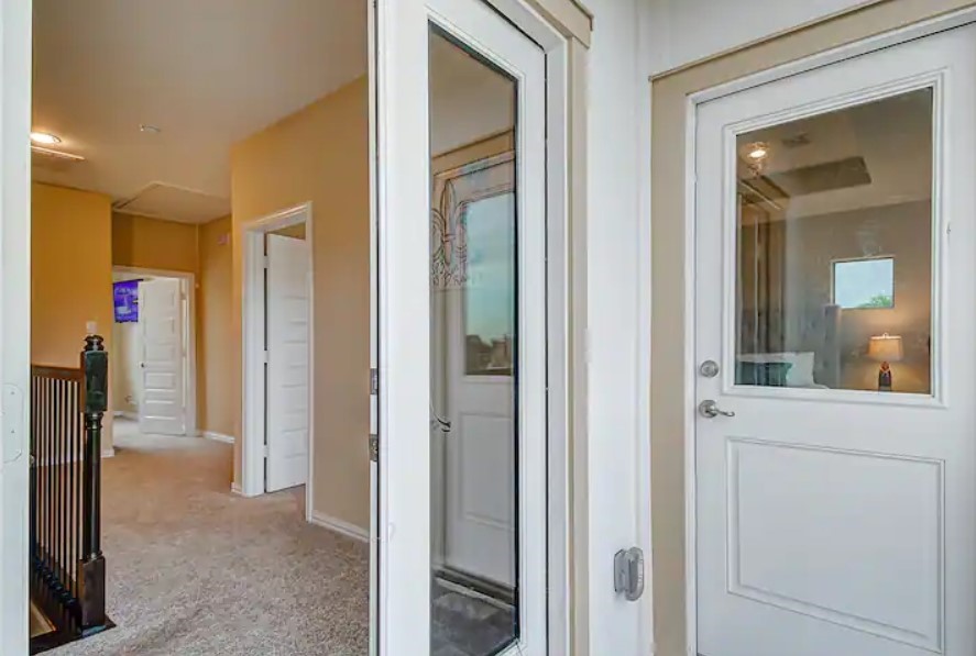 3909 Griggs Road Houston, TX 77021 - Photo 10 of 26 a view of a hallway with closet and livingroom view