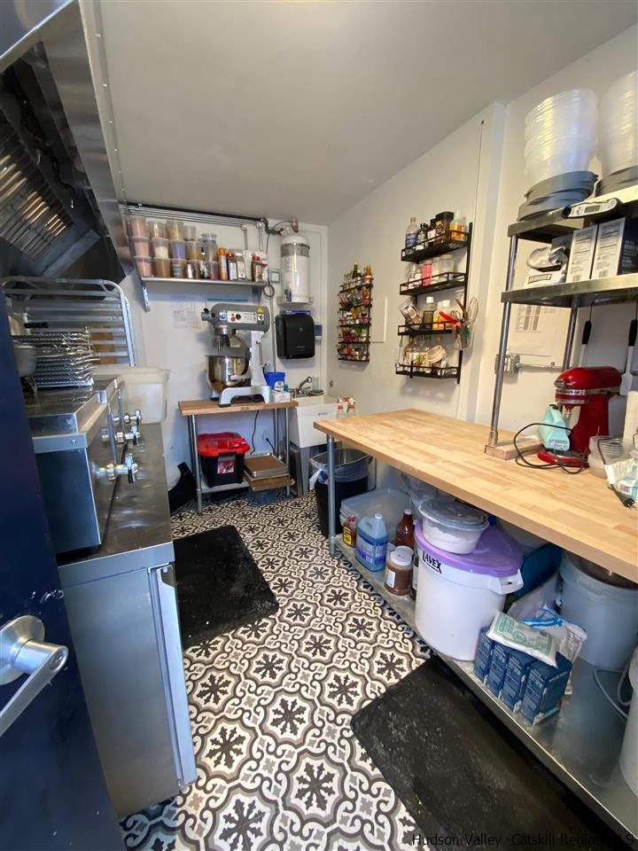 744-746 Broadway Kingston, NY 12401 - Photo 11 of 28 a room with furniture