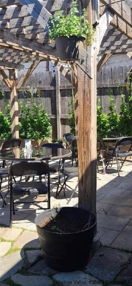 744-746 Broadway Kingston, NY 12401 - Photo 26 of 28 a view of sitting area with furniture