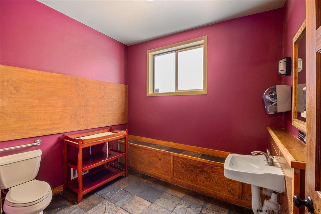 744-746 Broadway Kingston, NY 12401 - Photo 8 of 28