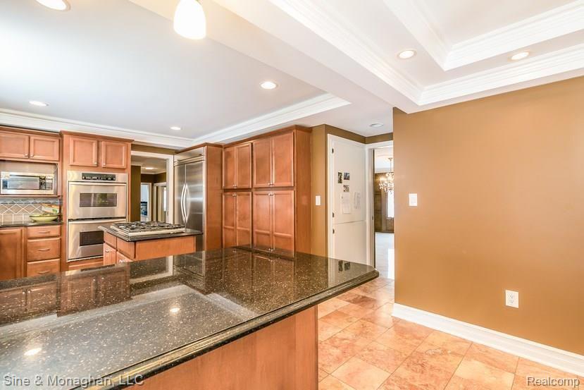 1228 Stuyvessant Road Bloomfield Hills, MI 48301 - Photo 15 of 49 018-Kitchen-5198673-small.jpg