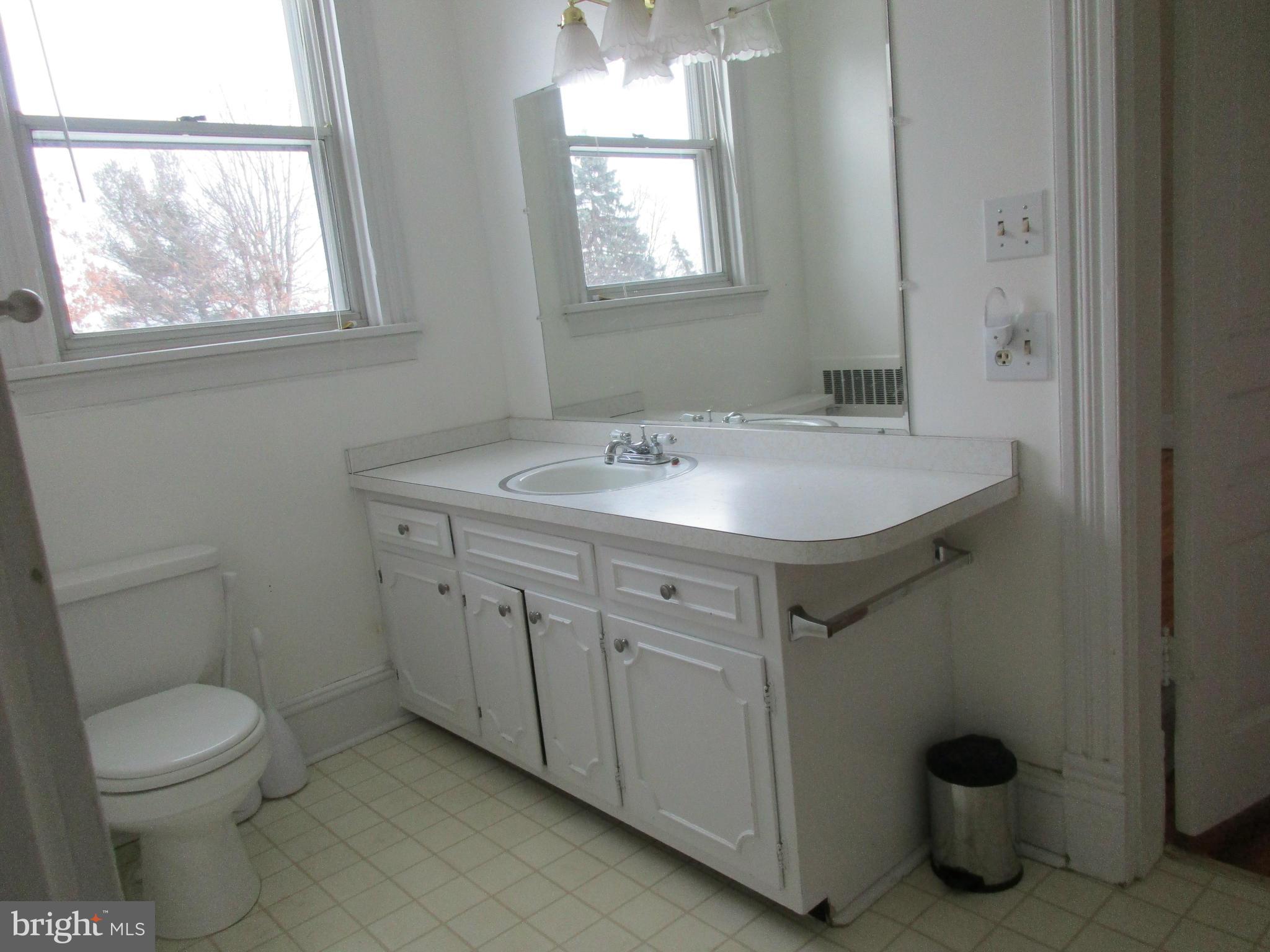 8407 Legg Road Frederick, MD 21704 - Photo 14 of 22 Only working bath